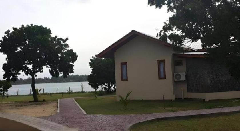 בטיקלואה Naaval Hotel מראה חיצוני תמונה